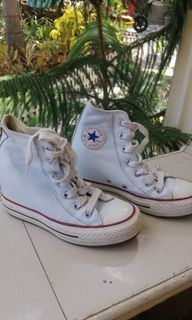 Converse White high heeled leather shoes