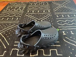 Crocs Echo Clog in Black M8/W10