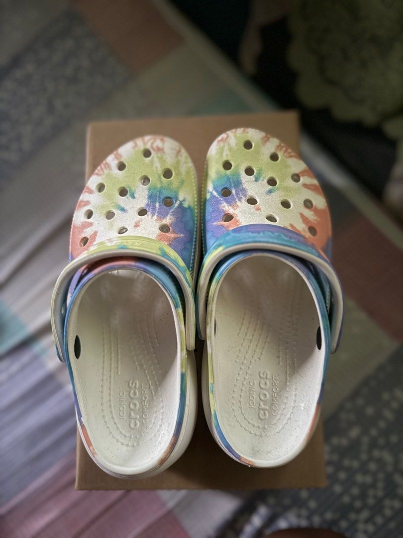 Crocs Women’s Classic Platform Tie Dye (Category: Wedges) located in Manila. Submitted by declutteross (Listing ID 1302552914, Image 2). Description: Crocs Women’s Classic Platform Tie Dye Size: Women’s - 6 RFS: declutter. Need enough space in the cabinet. ‼️LAST PRICE POSTED‼️.