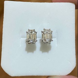 Emerald Piecut Diamond Earrings (0.70cts-Screwlock)