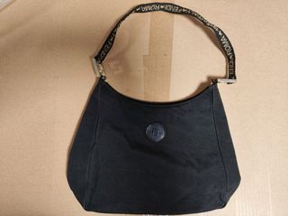 （分類：）位於 。 由 wingwingwing__ 提交（商品編號 1302388892，圖片 1）。簡介： 。