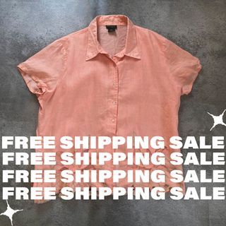💗FREESHIPPING + SHOP 4 LESS💗Vintage peach silk Polo shirt