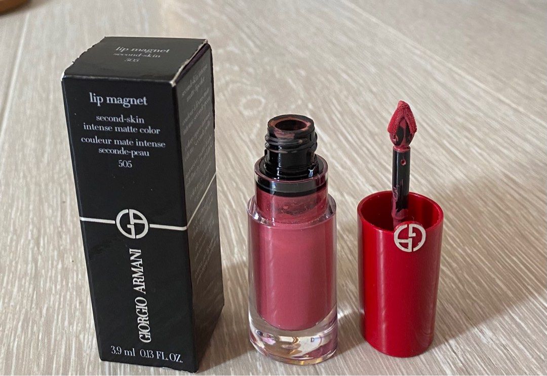 Lip magnet 505 shop