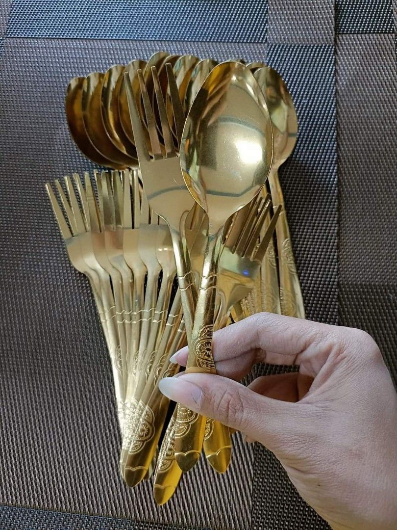 GOLD spoon / fork set (Category: Dinnerware & Cutlery) located in Quezon City. Submitted by kutiekath (Listing ID 1302437910, Image 2). Description: .