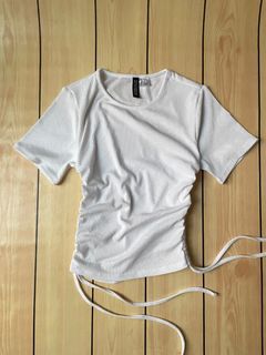 H&M WHITE RUCHED TOP