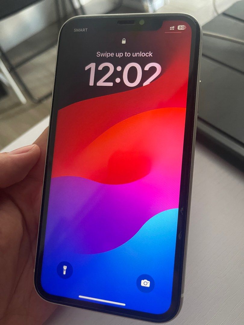 iPhone 11 white 64GB (Category: iPhone 11 Series) located in Manila. Submitted by clmyttz (Listing ID 1302417603, Image 1). Description: iPhone 11 White 64GB 87% battery health Bought from US 🇺🇸 True tone/face ID working No sim restrictions Has minor flaws but di naman napapansin masyado (it doesn’t affect the phone’s performance) if sure buyer Free phone cases + screen protector Add ₱900 if you want original USB-C lightning cable rfs: declutte