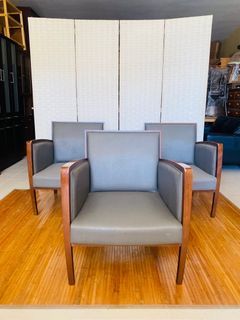 JAPAN SURPLUS FURNITURE 3PCS HIKARI ACCENT / GUEST CHAIRS  FG058  SIZE 21-24.5L x 18-23W x 14.5H in inches 17"SANDALAN HEIGHT  21"ARMREST   (AS-IS ITEM) IN GOOD CONDITION