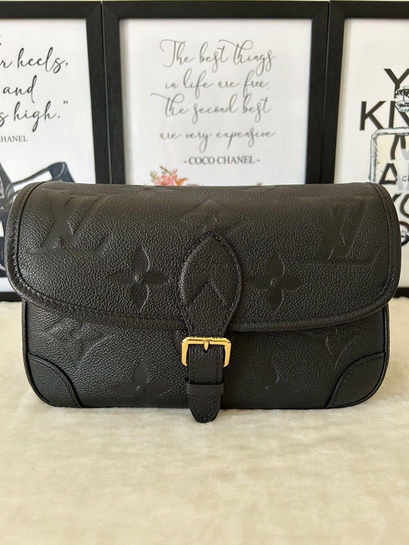 L V Diane Bag (Category: Luxury Bags & Wallets) located in Manila. Submitted by bagislifeshop (Listing ID 1302544581, Image 2). Description: ☑️Available in Pampanga ✅Datecode: Microchipped ✅Condition: 9.5/10 ✅Material: Empreinte leather ✅Colour: Black in GHW ✅Size: 24 x 15 x 9 cm ✅Inclusions: Full set except receipt.