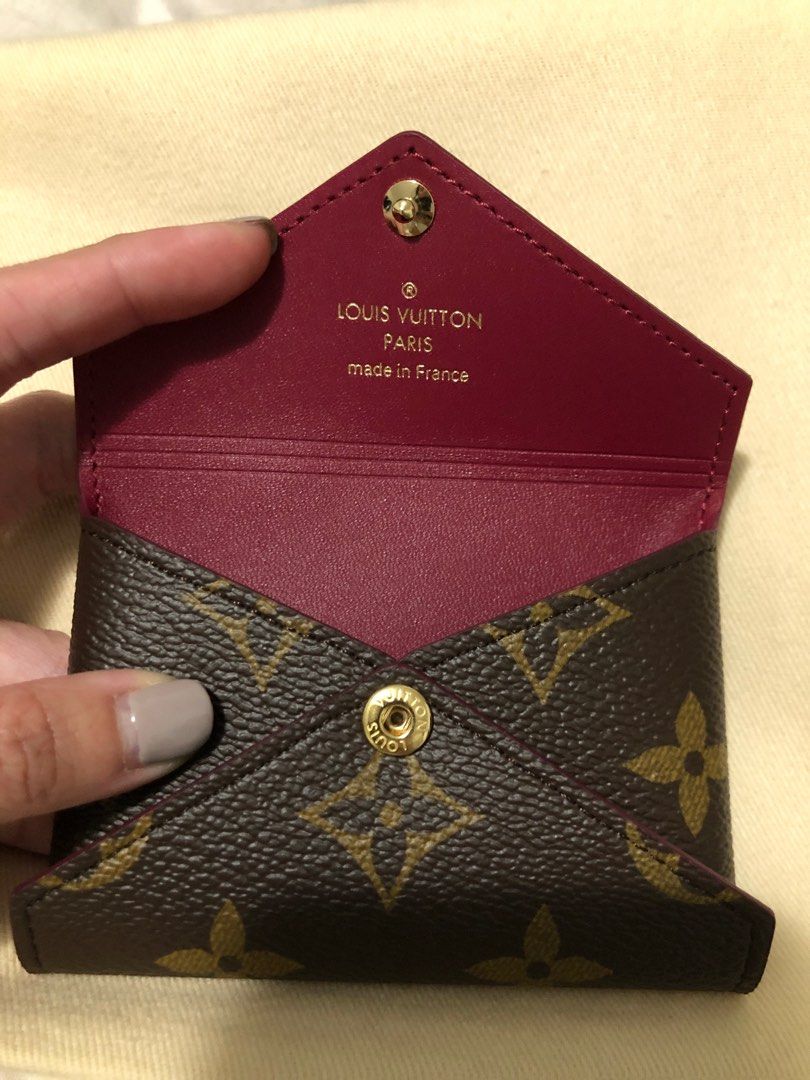Louis Vuitton Kirigami Small (Category: Luxury Bags & Wallets) located in Caloocan City. Submitted by kris_16171 (Listing ID 1302545294, Image 2). Description: Selling only the smallest size of the Kirigami Size: 10 x 7 cm Never used Purchased in Louis Vuitton Australia Made in France The Kirigami originally comes in a set of 3 (large, medium, small) so the dust bag and box that this comes with is huge. I can include a small box and dust bag from