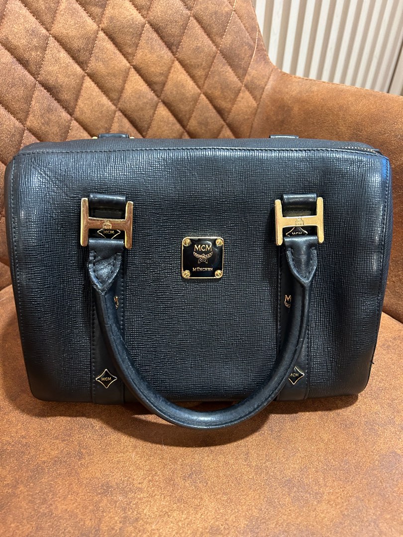 Mcm boston bag black best sale