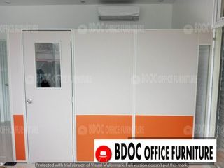 Modular Wall Partition with Door / Office Partition / Office Furniture