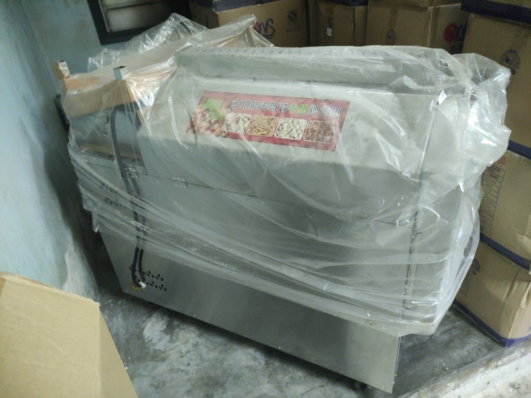 Multi Function Roller Type Roasting Machine (Category: Cookware & Accessories) located in Kuala Lumpur. Submitted by bryanchan (Listing ID 1302511071, Image 3). Description: Please pm me if you need video, the price is negotiable..