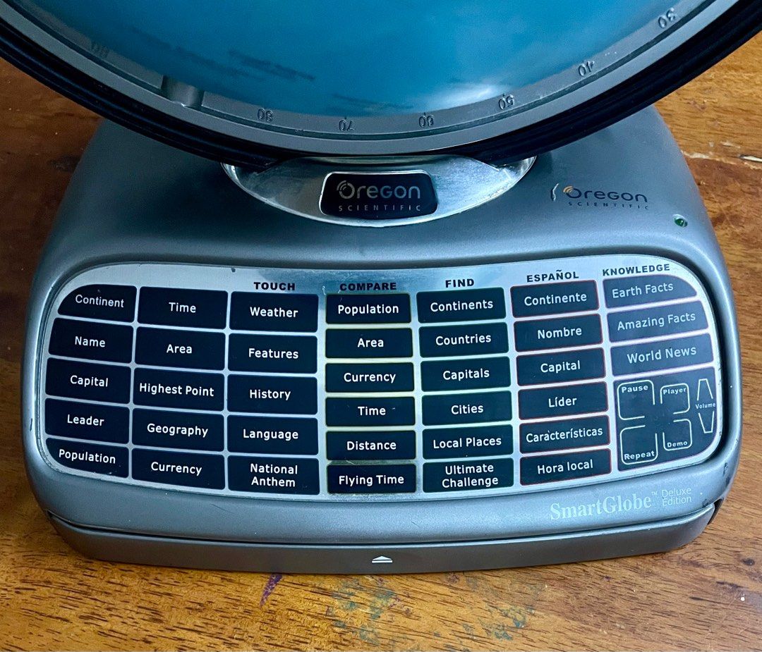 Oregon Scientific Smart Globe Deluxe SCIENTIFIC TOYS