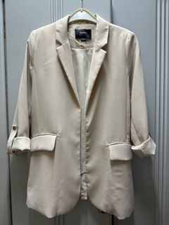 (Category: ) located in . Submitted by sue.preloved (Listing ID 1302513298, Image 1). Description: .