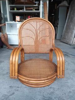 Rattan floor chair