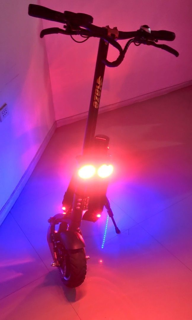 Scooter Raze Arcane 60v 19ah 3200watts - Dual Motor Hub EKS electric ...