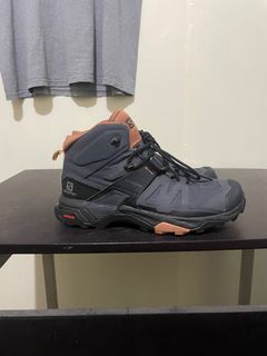 salomon ultra 4 goretex with another free pair
