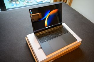 （分類：）位於 。 由 michaelng25 提交（商品編號 1302452940，圖片 1）。簡介： 。