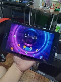 Samsung Galaxy Tab E 8.0 16GB LTE with Sim Slot