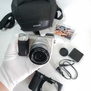 Sony A6000 + 16-50mm OS Lens