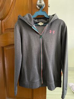 Underarmour jacket fit small to med