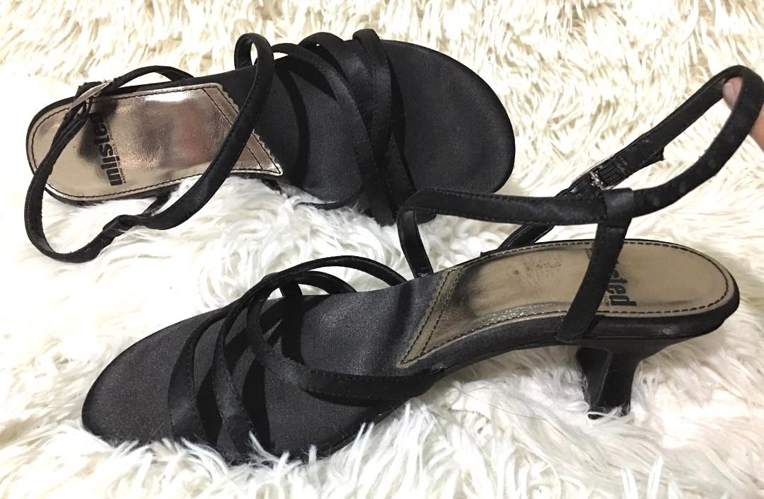 Kenneth cole unlisted heels top