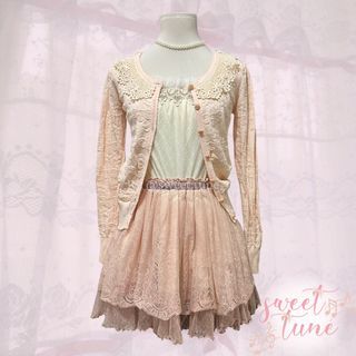 ❗️UP FOR BID❗️light peach embroidered floral knit/knitted lace collared long sleeves cardigan (coquette/cottagecore/lolita/kawaii)