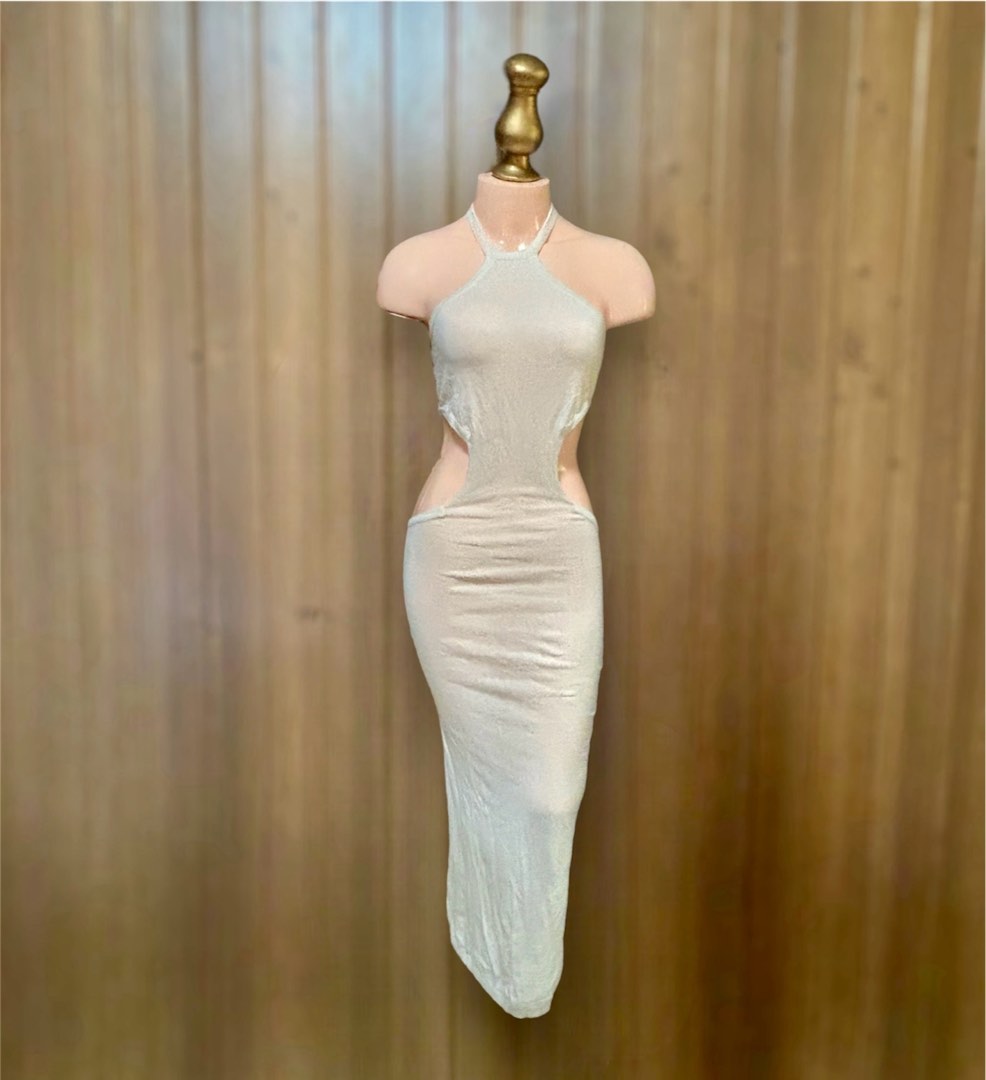 White Beach Sexy Dress, Size M, Women's Fashion, Dresses & Sets, Dresses on  Carousell