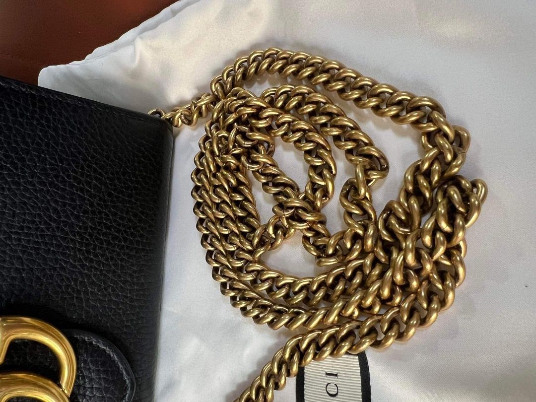 WOC GUCCI (Category: Luxury Bags & Wallets) located in Quezon City. Submitted by hellopatchi (Listing ID 1302432424, Image 2). Description: Negotiable for sure buyer only complete w/o receipt .