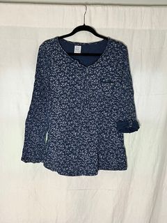 Zara navy blue top