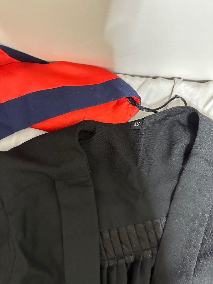 港大醫學院學士畢業袍（連帽 ）Hku bachelor of medicine graduation gown, 女裝, 連身裙 & 套裝