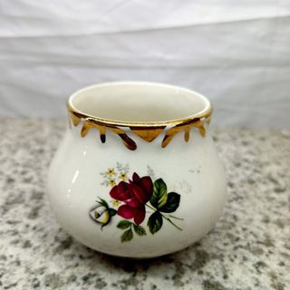 AM36 Arthur Wood 3" tall Ruby Wedding Anniversary Vase from UK for 175