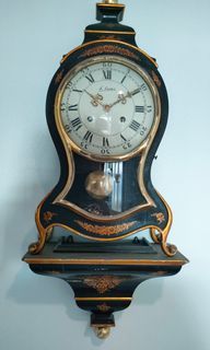 Antique Pendule Neuchatelouise clock