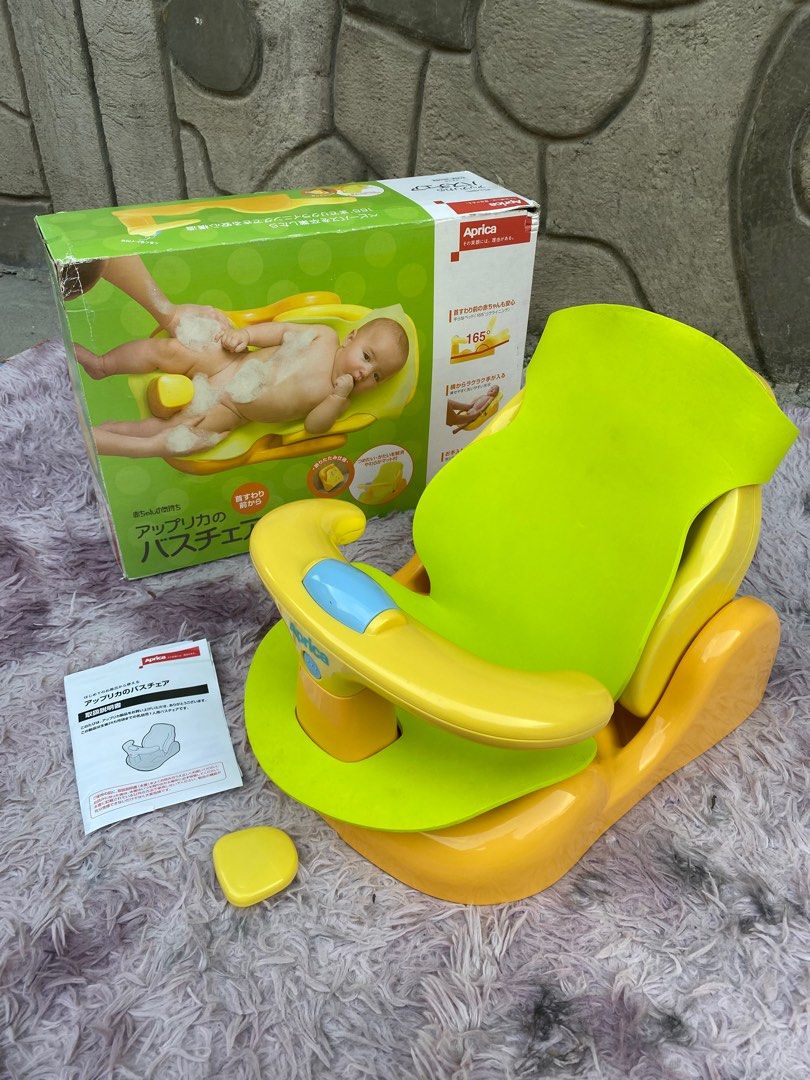Aprica bath chair (Category: Bathtub & Bath Accessories) located in Manila. Submitted by avalanchesonlineshopmainacount (Listing ID 1306442540, Image 1). Description: .
