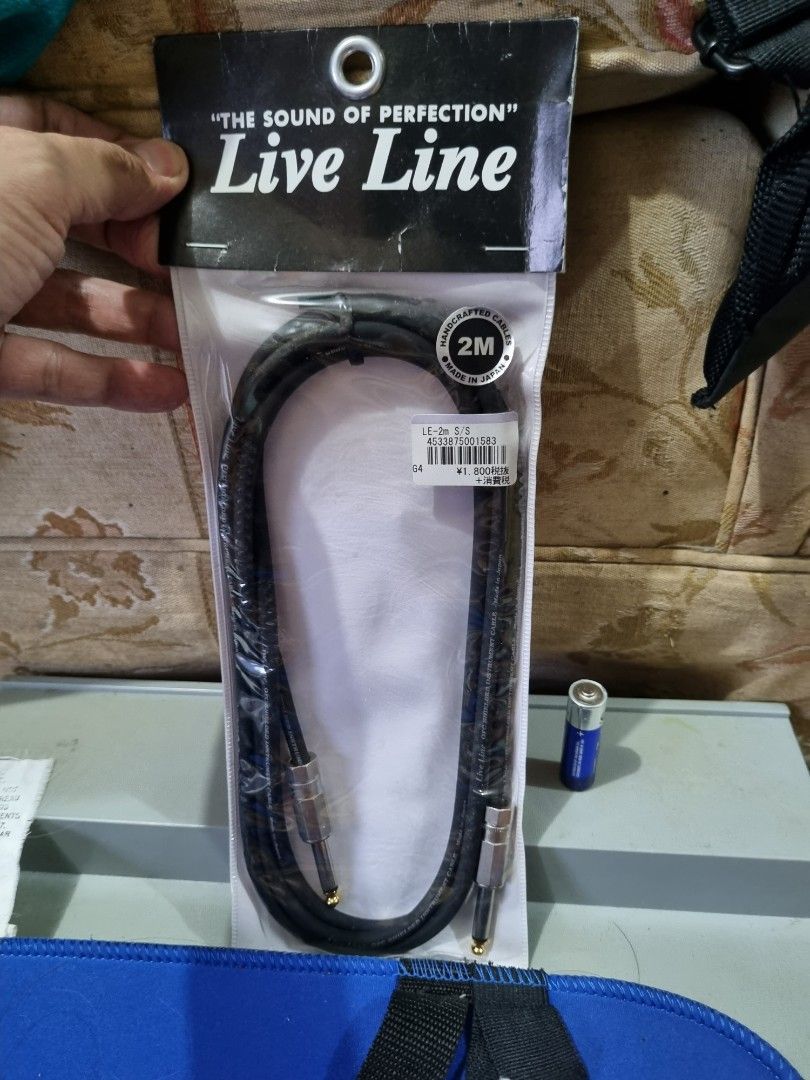 Audio cables (Category: Portable Audio Accessories) located in Banaybanay. Submitted by rbjuvyreyn18879 (Listing ID 1306461215, Image 3). Description: hand crafted cables , made in Japan..2 meters..