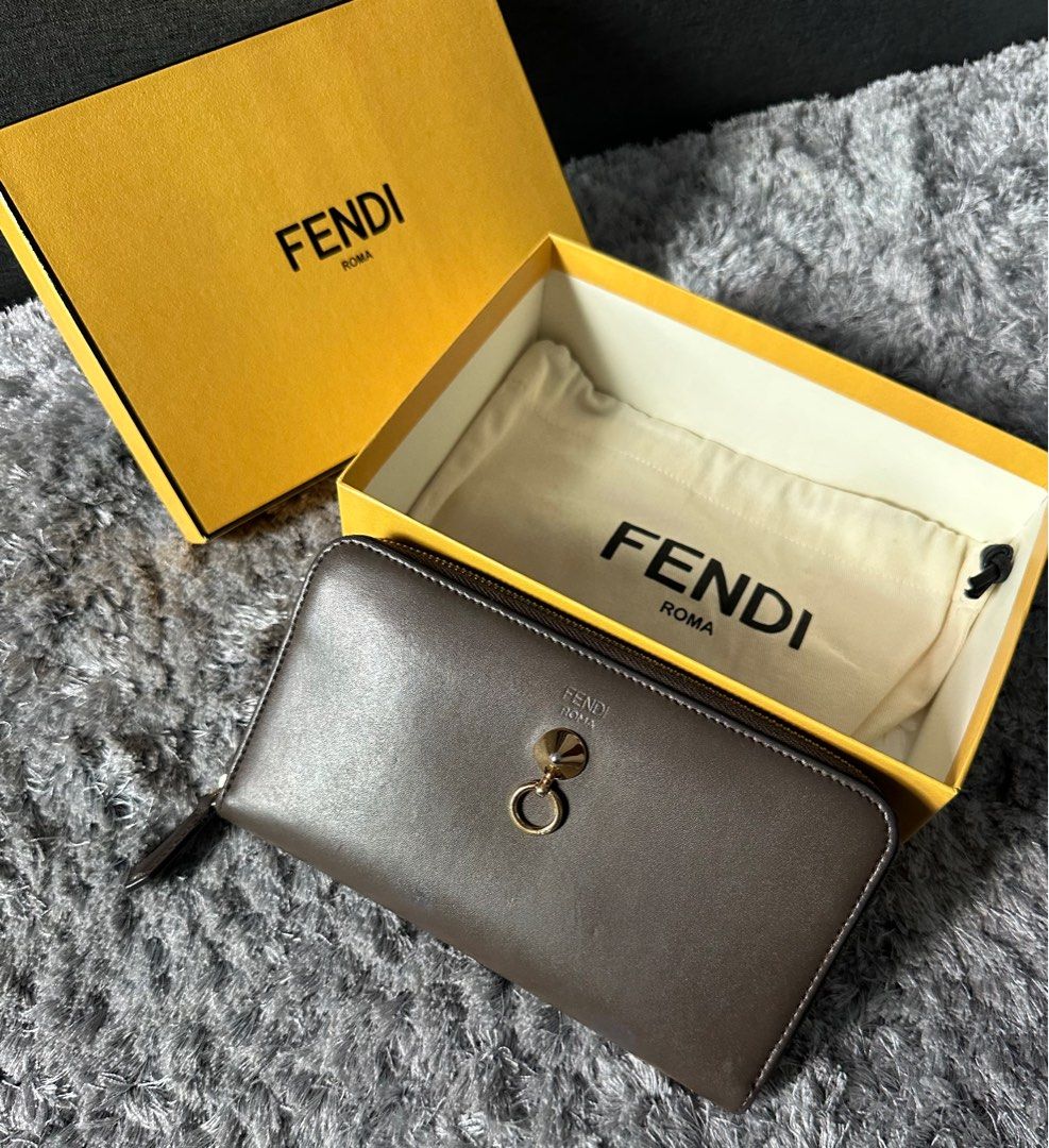 Authentic fendi wallet discount