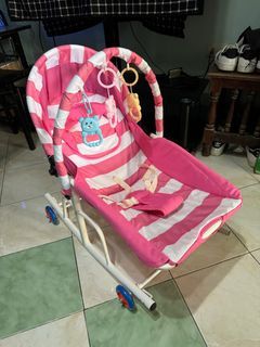 BABY ROCKING CHAIR