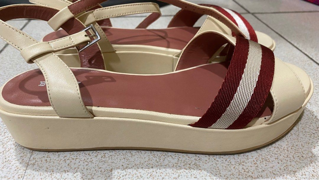 Bally Beige Wedge heels (Category: Heels) located in Quezon City. Submitted by _daynes (Listing ID 1306437902, Image 2). Description: .