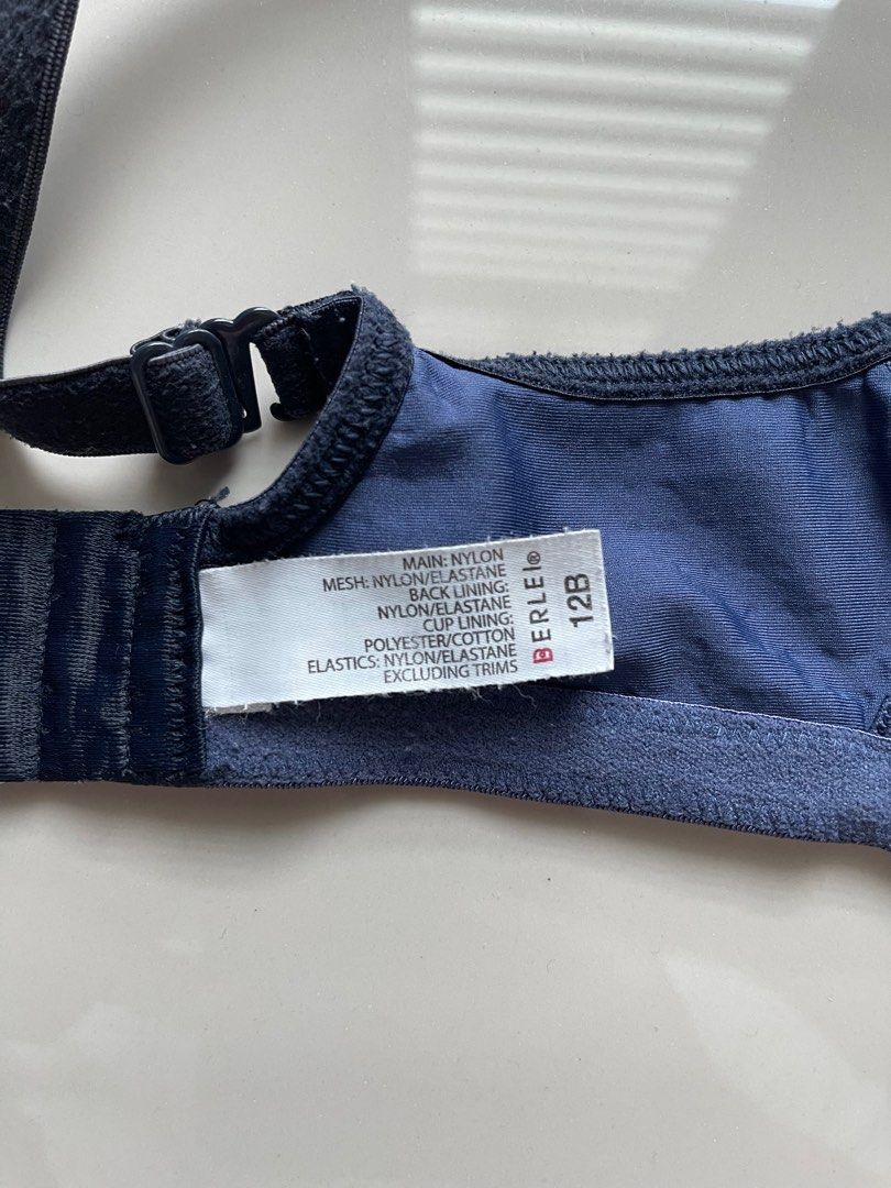Berlei shock absorber sports bra 75B Women s Fashion New Undergarments Loungewear on Carousell
