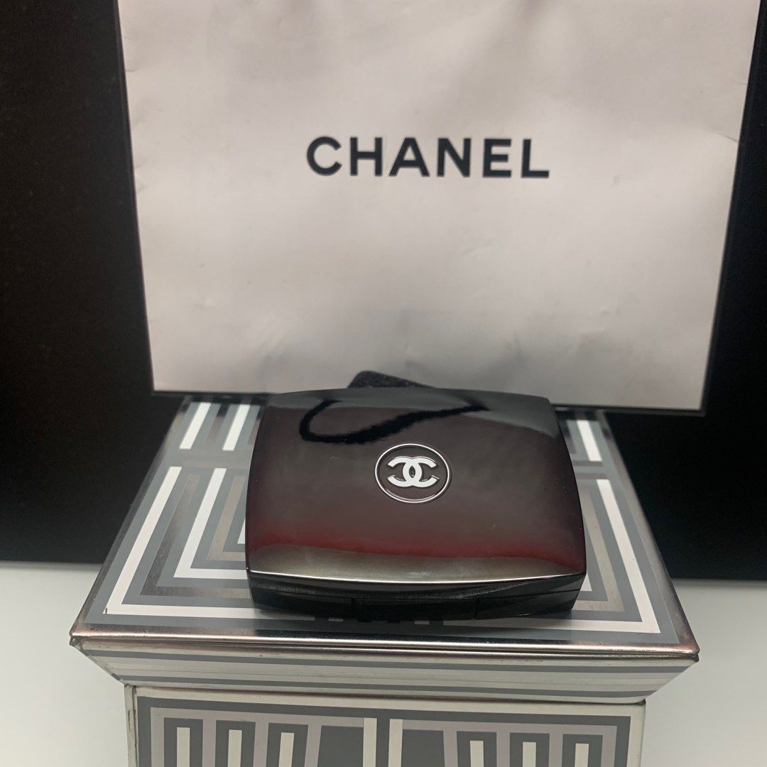 Chanel Eye Shadow (Category: Makeup) located in Manila. Submitted by urbanwear (Listing ID 1306454838, Image 3). Description: Blue.