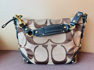 （分類：）位於 。 由 amysabrina 提交（商品編號 1306423497，圖片 1）。簡介： 。