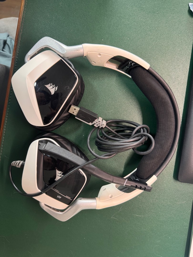 Corsair RDA0001 USB Wired Gaming Headset White Audio Headphones Headsets on Carousell