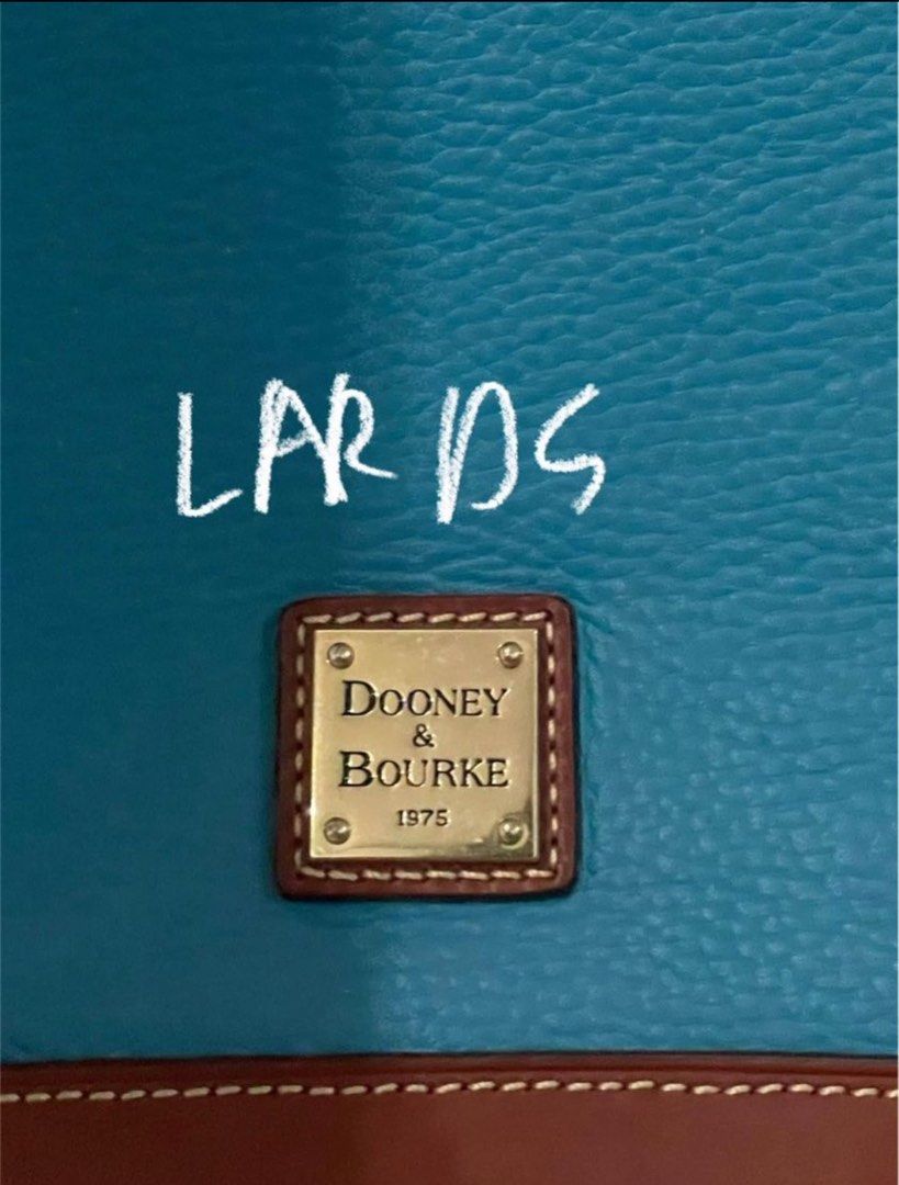 DOONEY & BOURKE SATCHEL BAG (layaway avail) (Category: Tote Bags) located in Quezon City. Submitted by la.rds_ (Listing ID 1306341327, Image 3). Description: • original price: ~13,500 php on site • never been used • red interior w/ 2 open pockets & 1 zip pocket • handle drop length 4” • measurements: ~H 9.5” x W 5.25” x L12” • mop: gcash/bpi/gotyme • mod: lalamove fr silang, cavite/katipunan, qc.