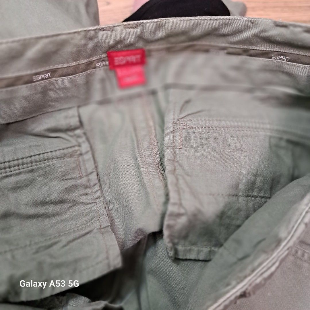 Espirit （分類：外套及戶外衣服）位於 Hong Kong。 由 sellswapdonate 提交（商品編號 1306420686，圖片 5）。簡介： not for free swap or $60 n delivery fee espirit。
