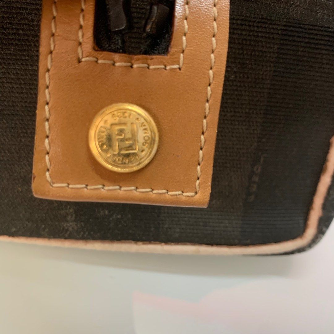 Fendi Toiletries Pouch (Category: Luxury Bags & Wallets) located in Manila. Submitted by urbanwear (Listing ID 1306398292, Image 3). Description: Aunthentic .