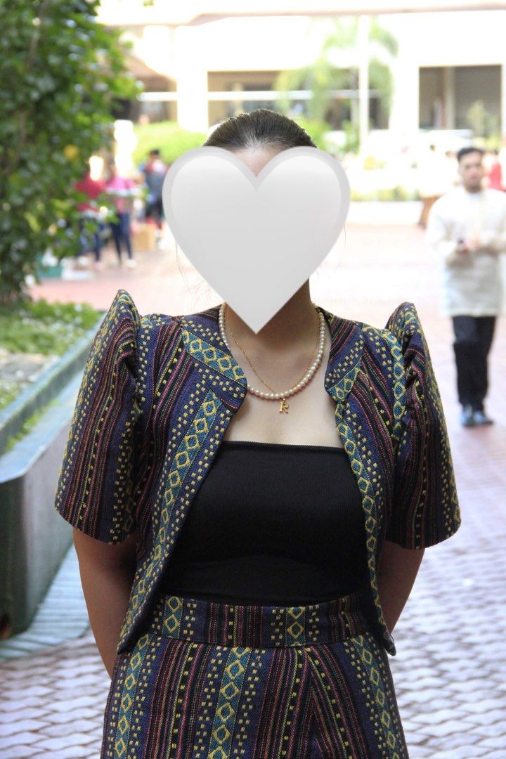 FOR RENT Modern Filipiniana (Category: Traditional & Ethnic wear) located in Navotas City. Submitted by imcflurrie (Listing ID 1306430144, Image 1). Description: ❗️FOR RENT❗️ Modern Filipiniana 📍Navotas - Medium to Large Frames - Tube not included via GCash only.