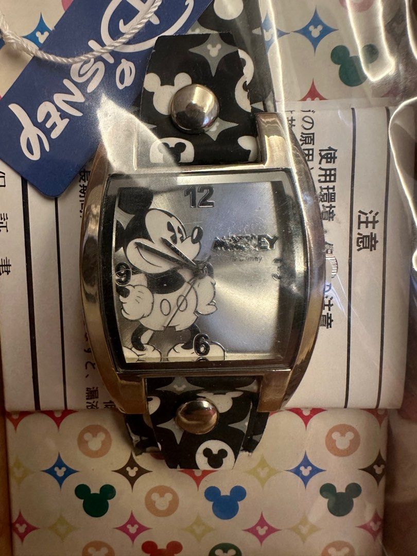 Big face mickey mouse watch store