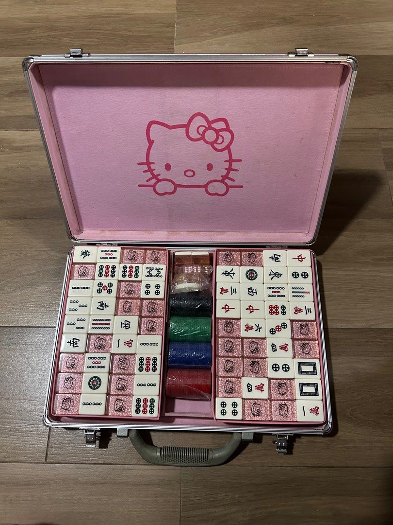 Hello Kitty 水晶麻雀, 興趣及遊戲, 玩具& 遊戲類- Carousell