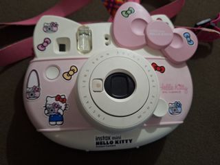 Hello Kitty Fujifilm Instax Mini (w/out box)
