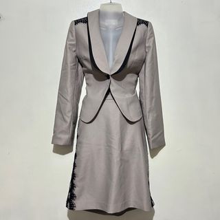 Highclass Suits for women (Medium)